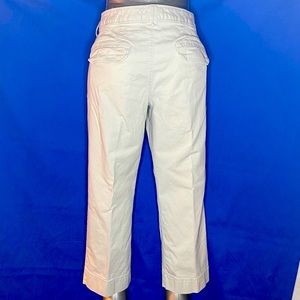 Old Navy The Perfect Capris. Size 8.